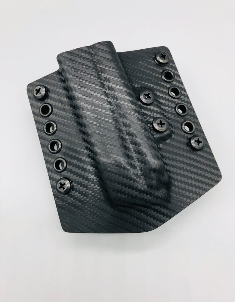 Black carbon fiber Kydex single magazine pouch for outside-the-waistband carry